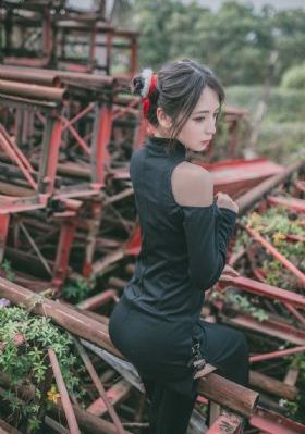 老梁故事汇